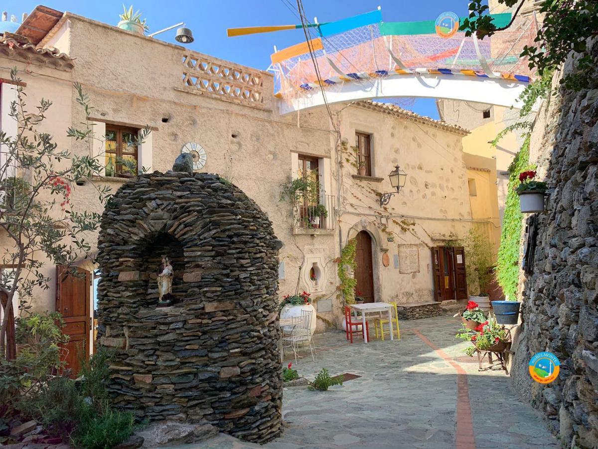 בלמונטה קלברו Albergo Diffuso Ecobelmonte מראה חיצוני תמונה
