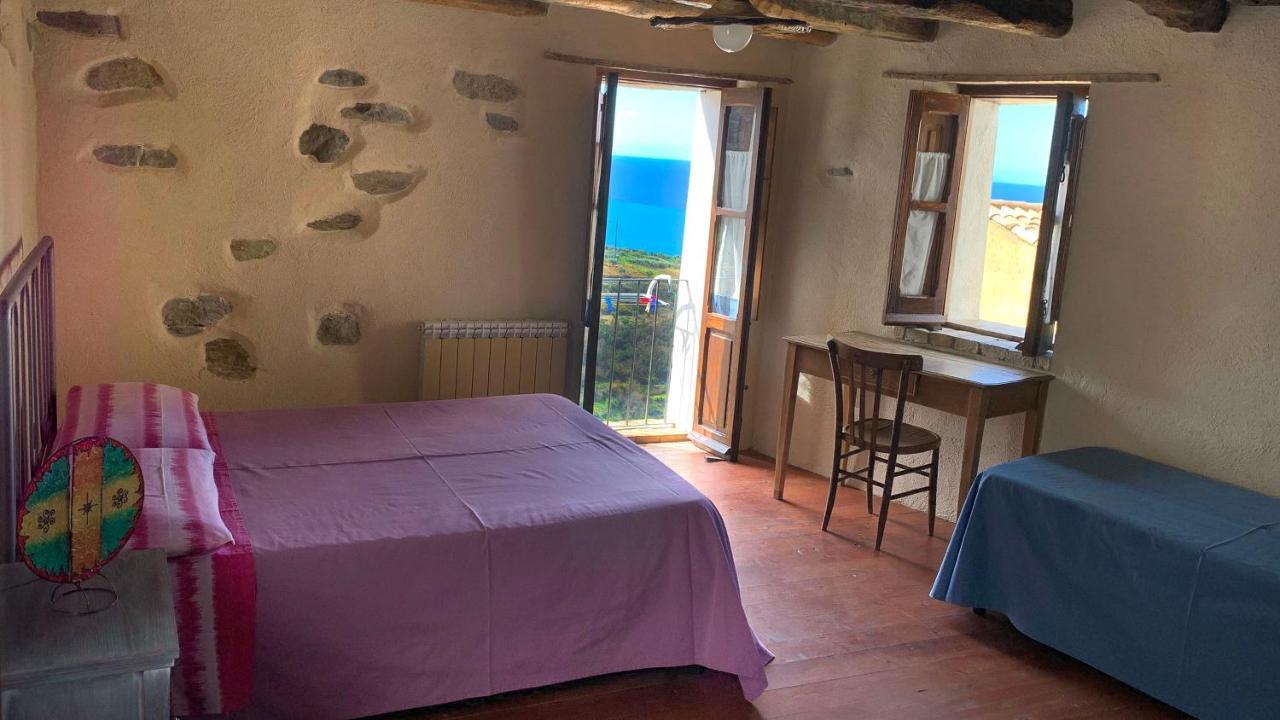 בלמונטה קלברו Albergo Diffuso Ecobelmonte מראה חיצוני תמונה