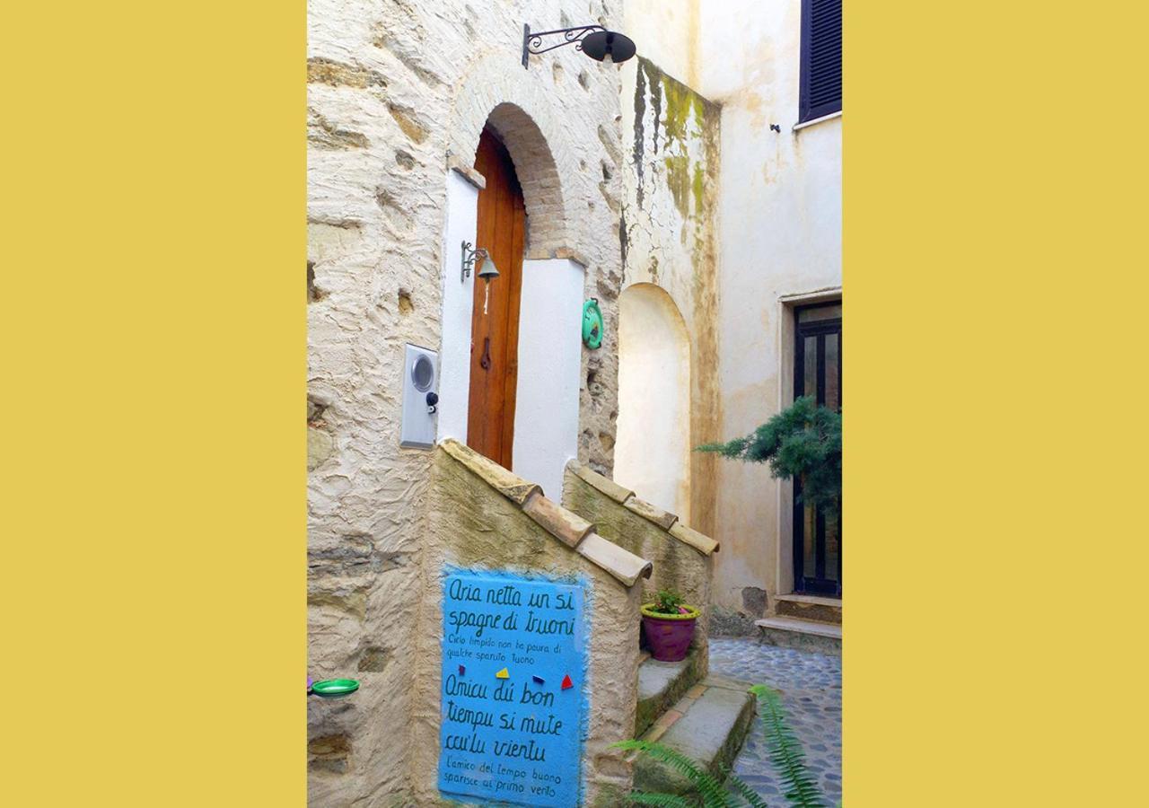 בלמונטה קלברו Albergo Diffuso Ecobelmonte מראה חיצוני תמונה