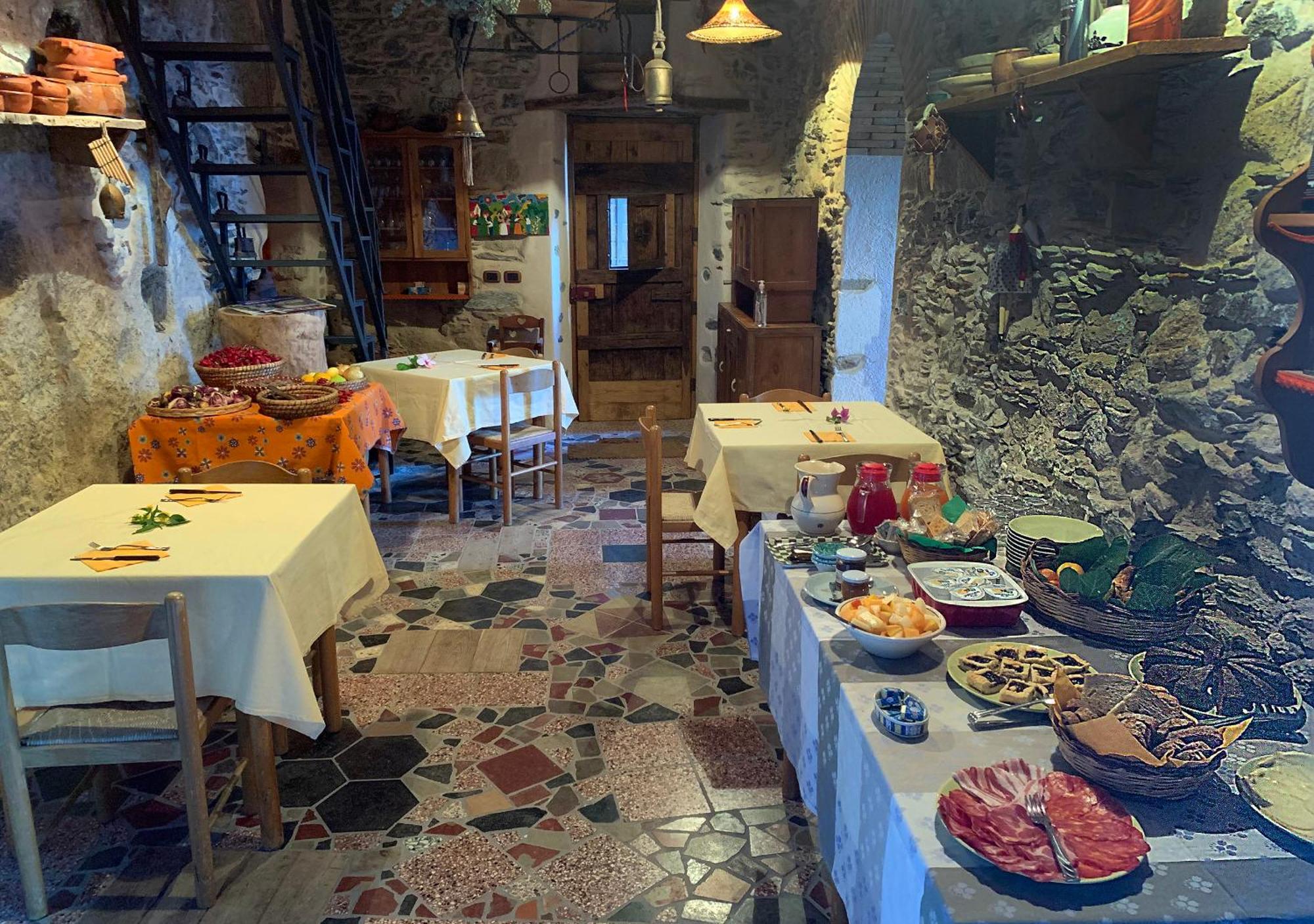 בלמונטה קלברו Albergo Diffuso Ecobelmonte מראה חיצוני תמונה